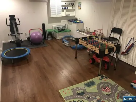 212 Delmar Avenue Glen Rock NJ 07452