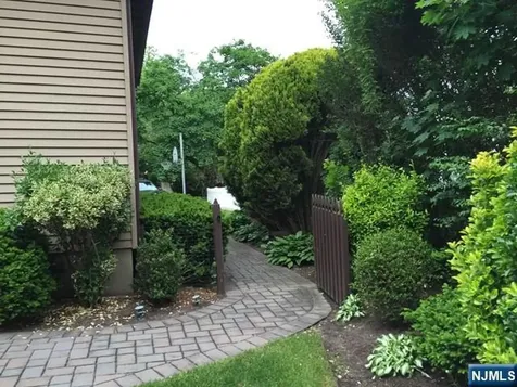 212 Delmar Avenue Glen Rock NJ 07452