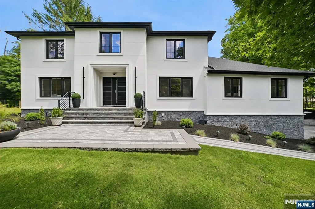 36 Ivy Place Wayne NJ 07470