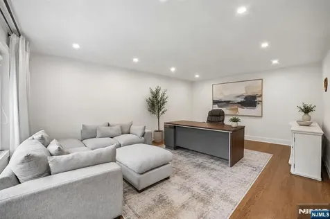 36 Ivy Place Wayne NJ 07470