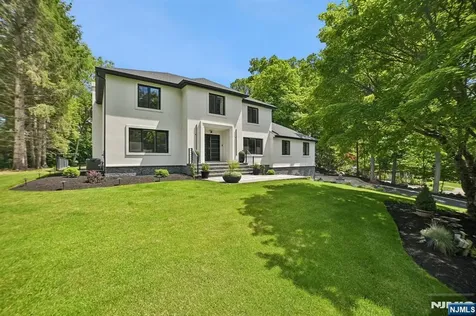 36 Ivy Place Wayne NJ 07470
