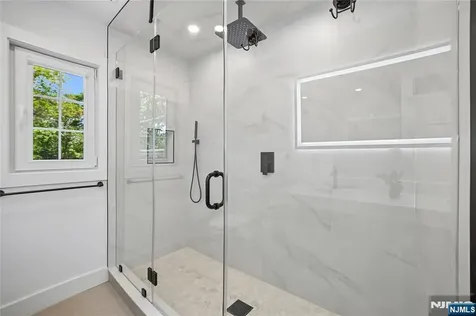 36 Ivy Place Wayne NJ 07470