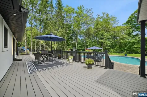 36 Ivy Place Wayne NJ 07470