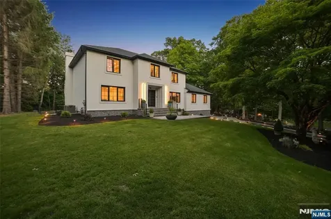 36 Ivy Place Wayne NJ 07470