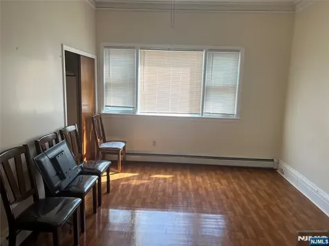 195 Walnut Street Newark NJ 07105