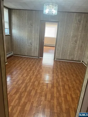 195 Walnut Street Newark NJ 07105