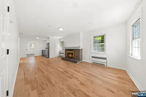 493 Beverly Road Teaneck NJ 07666