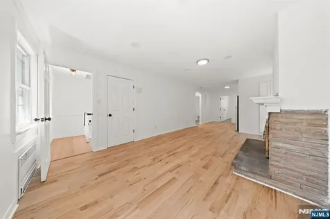 493 Beverly Road Teaneck NJ 07666