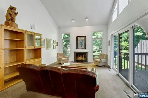 172 Grandview Lane Mahwah NJ 07430