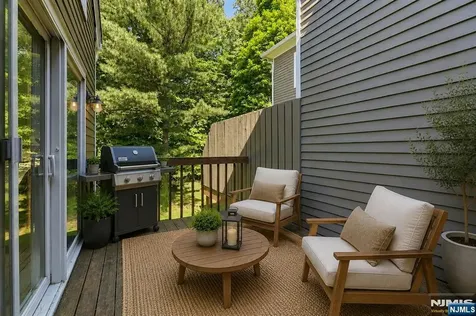 172 Grandview Lane Mahwah NJ 07430