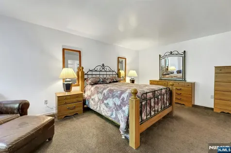 172 Grandview Lane Mahwah NJ 07430