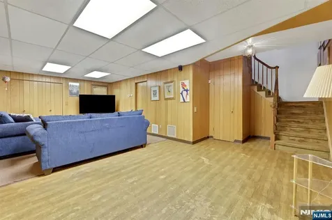 172 Grandview Lane Mahwah NJ 07430