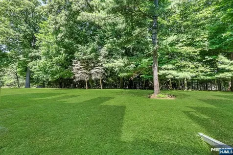 172 Grandview Lane Mahwah NJ 07430