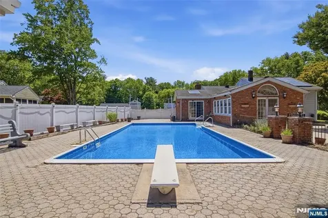 1252 Ringwood Avenue Pompton Lakes NJ 07442