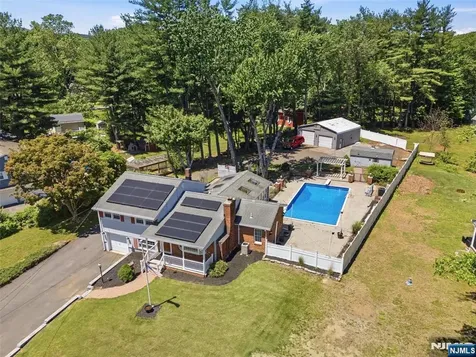 1252 Ringwood Avenue Pompton Lakes NJ 07442