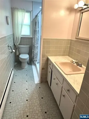 622 Valley Court Twp Of Washington NJ 07676