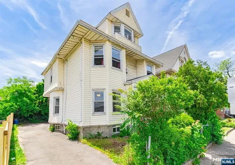 3 Winthrop Terrace East Orange NJ 07018