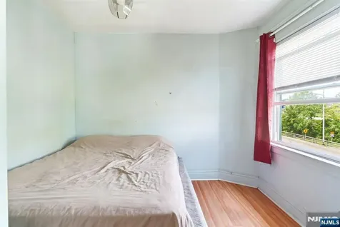 3 Winthrop Terrace East Orange NJ 07018