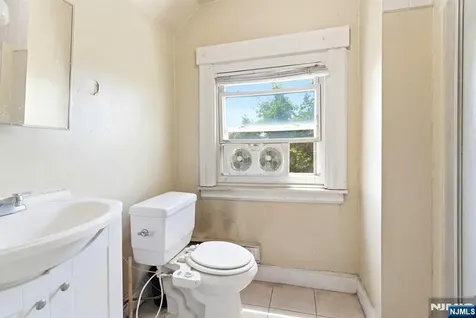 3 Winthrop Terrace East Orange NJ 07018