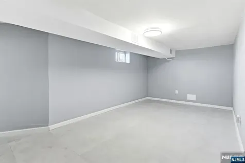 3 Winthrop Terrace East Orange NJ 07018