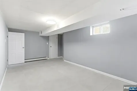 3 Winthrop Terrace East Orange NJ 07018