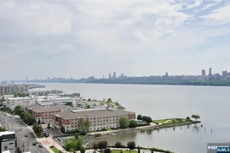 7004 Boulevard E Guttenberg NJ 07093
