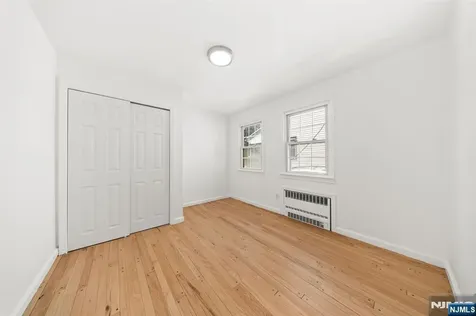 493 Beverly Road Teaneck NJ 07666