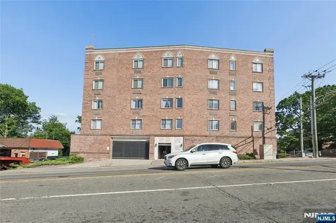 399 11th Street Palisades Park NJ 07650
