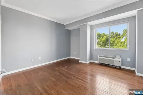 399 11th Street Palisades Park NJ 07650