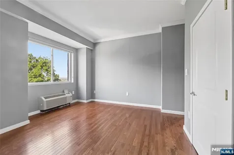 399 11th Street Palisades Park NJ 07650