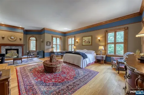 1 Cherokee Court Sparta NJ 07871