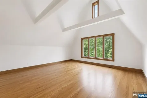 1 Cherokee Court Sparta NJ 07871