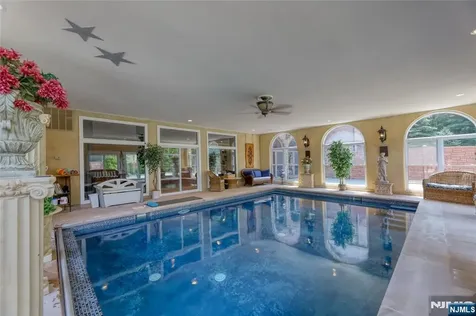 1 Cherokee Court Sparta NJ 07871