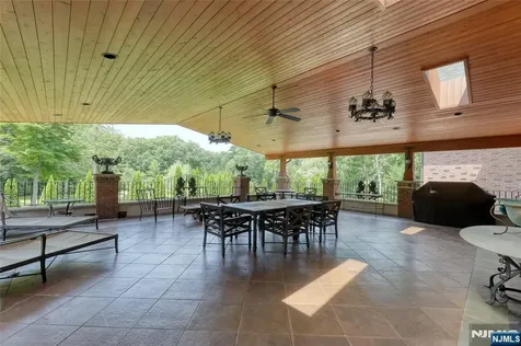1 Cherokee Court Sparta NJ 07871
