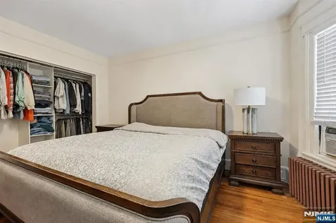 164 Dewitt Avenue Belleville NJ 07109