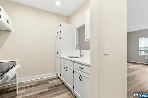 1208 Richmond West Milford NJ 07480