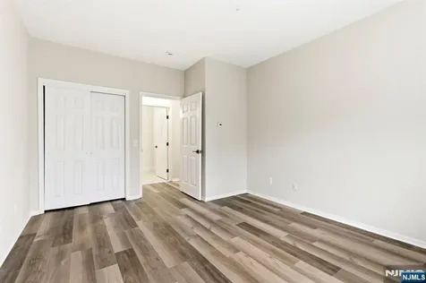 1208 Richmond West Milford NJ 07480