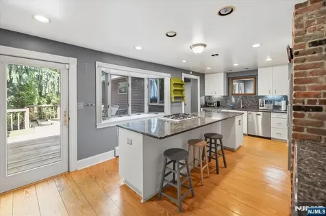 148 Spring Valley Road Montvale NJ 07645