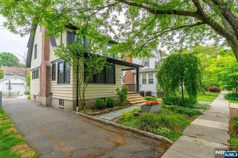 16 Coolidge Avenue Bloomfield NJ 07003