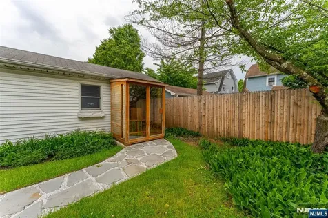 16 Coolidge Avenue Bloomfield NJ 07003