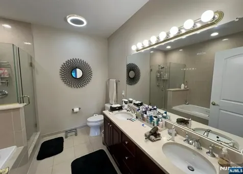 3111 Windsor Park Court Englewood NJ 07631