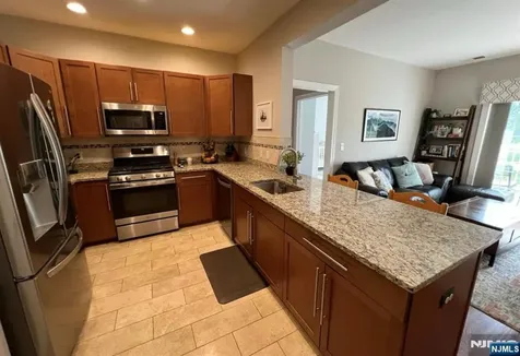 3111 Windsor Park Court Englewood NJ 07631