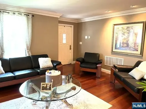 256 Teaneck Road Ridgefield Park NJ 07660