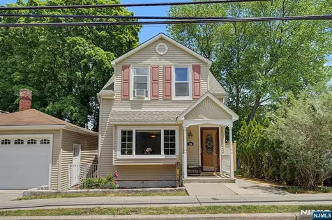 788 Belmont Avenue North Haledon NJ 07508