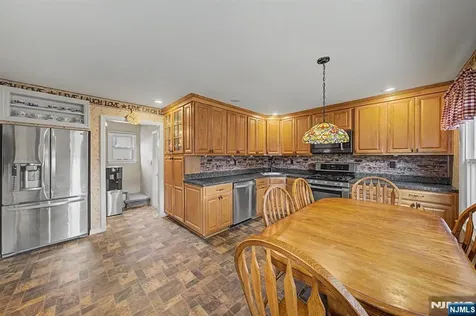 788 Belmont Avenue North Haledon NJ 07508