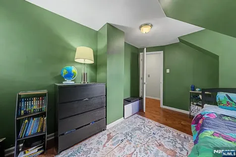 788 Belmont Avenue North Haledon NJ 07508