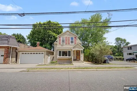 788 Belmont Avenue North Haledon NJ 07508