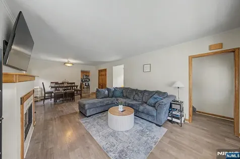 788 Belmont Avenue North Haledon NJ 07508