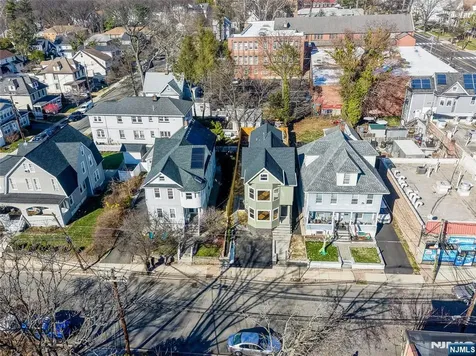 249 Hillside Leonia NJ 07605