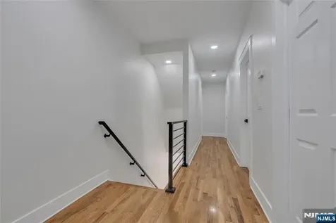 249 Hillside Leonia NJ 07605